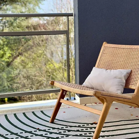 Apartament Renove Avec Terrasse - Bail Mobilite